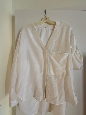 Helmut Lang Cream White Lightweight V-Neck Blouse